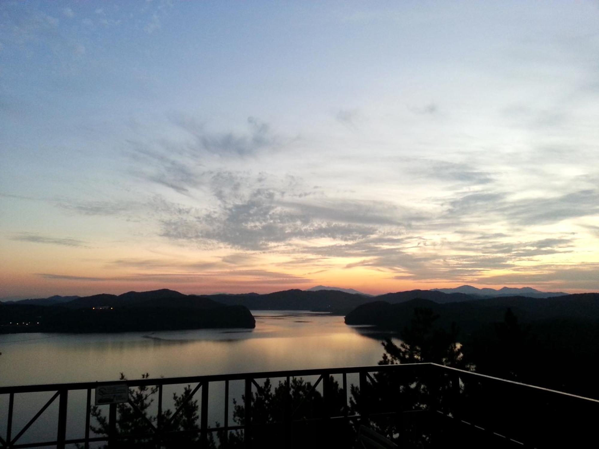 Asia Lakeside Hotel Csindzsu Kültér fotó