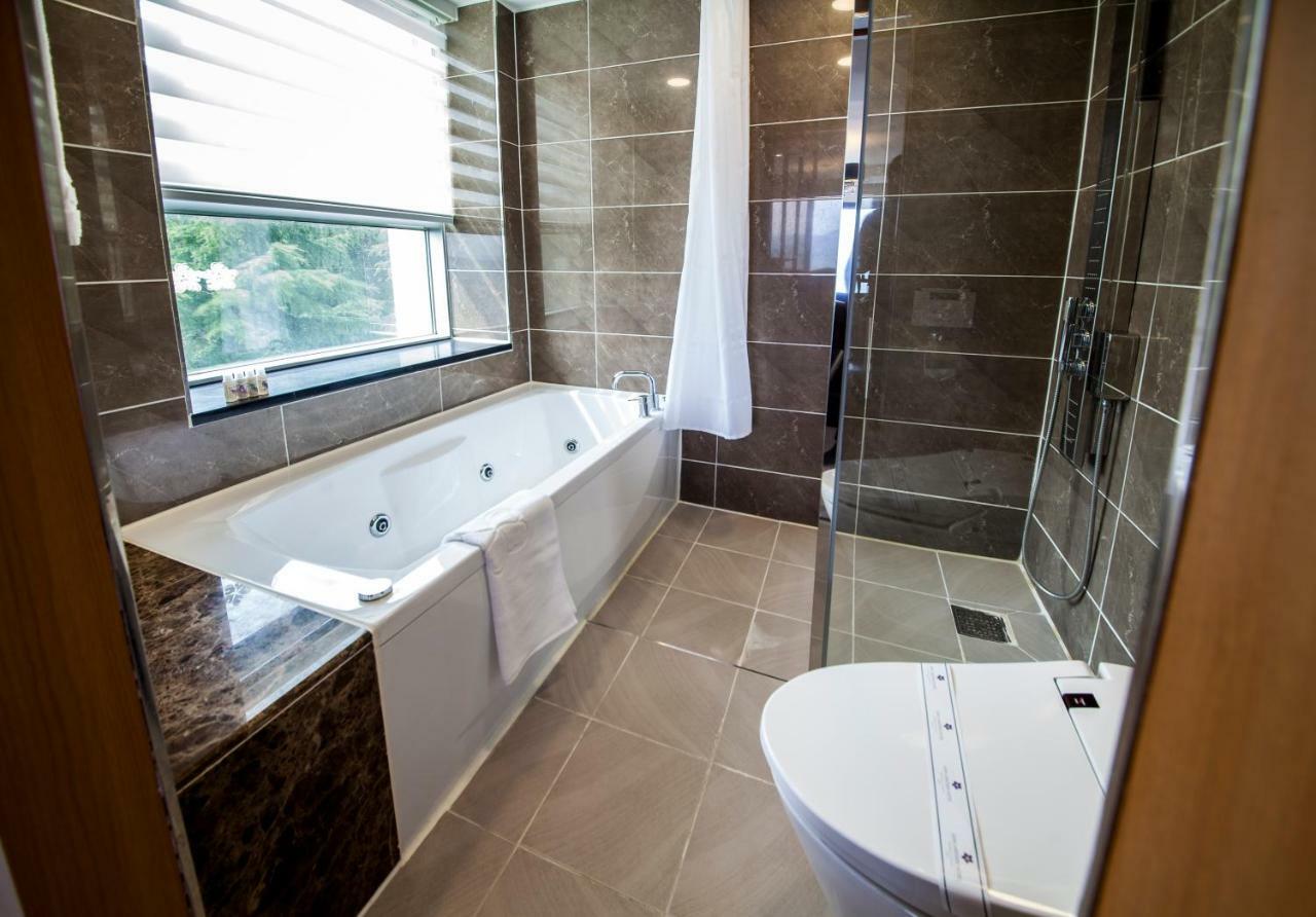 Asia Lakeside Hotel Csindzsu Kültér fotó